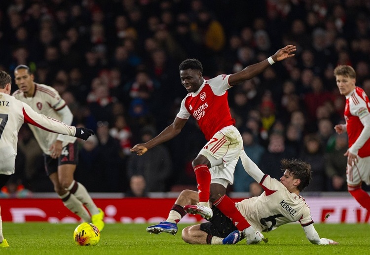 ဆာကာရဲ့ ပရီးမီးယားလိဂ် ကလပ်နဲ့ လက်ရှိစာချုပ် သက်တမ်းက ၂၀၂၇ အထိ ကျန်ရှိနေသေးတာပါ။