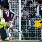 အက်စတွန်ဗီလာ ကတော့ ပရီးမီးယားလိဂ် ပွဲစဉ် ၁၉ မှာ အာဆင်နယ်ကို ဂိုးပြတ် ရှုံးပြီးနောက် ဖောရက်စ်ကို နိုင်၊ ပဲလေ့စ်နဲ့တော့ သရေကျခဲ့ပါတယ်။