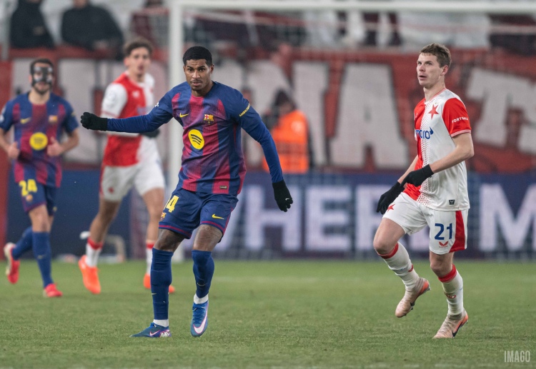 လာလီဂါ ထိပ်သီး တို့က သူ့ကို အနီးကပ် စောင့်ကြည့်နေပေမယ့် ပြောင်းရွှေ့ကြေး မြင့်မားနိုင်တာကြောင့်တော့ အဟန့်အတား ဖြစ်နေပါတယ်။