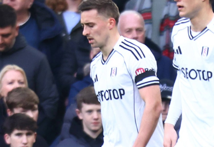 英超联赛 尽管第87分钟卡斯塔涅低射险些进球,但被对方门将化解,富勒姆无力扳平。