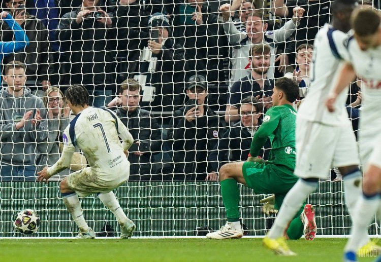 Tottenham dừng bước ở vòng 1/8 Champions League 2025/26