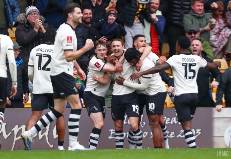 Port Vale chạm trán Chelsea trong vòng đấu tứ kết FA Cup