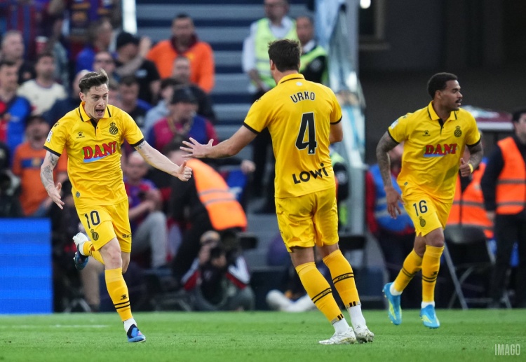 西甲联赛 西班牙人在下半场利用机会由洛萨诺远射得分，将比分一度改写。