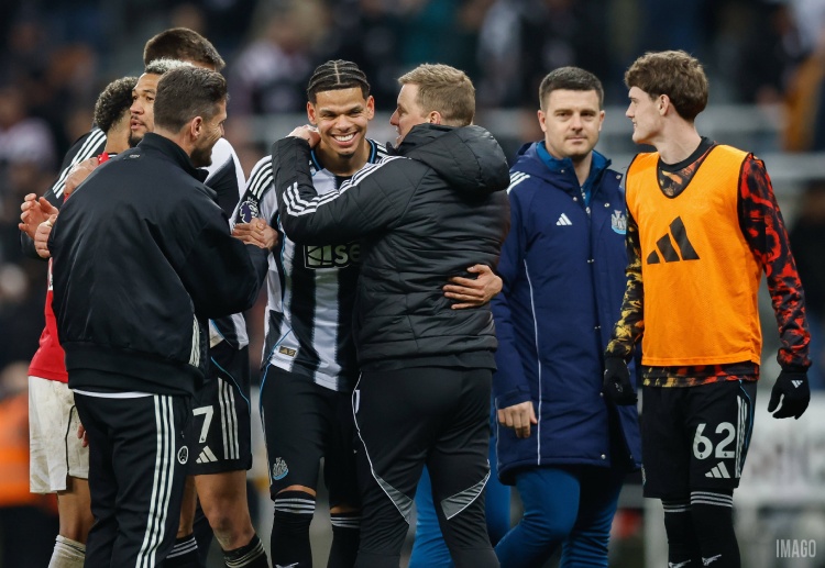 နယူးကာဆယ်ဟာ ဒီရာသီမှာ ဦးဆောင်ဂိုး အရင် သွင်းပြီးမှ ပြန်လည် ရှုံးနိမ့်ခဲ့ရတဲ့ ပွဲ ၇ ပွဲအထိ ရှိနေပြီး ဒါဟာ ပရီးမီးယားလိဂ် သမိုင်းမှာ အများဆုံး ဖြစ်ပါတယ်။