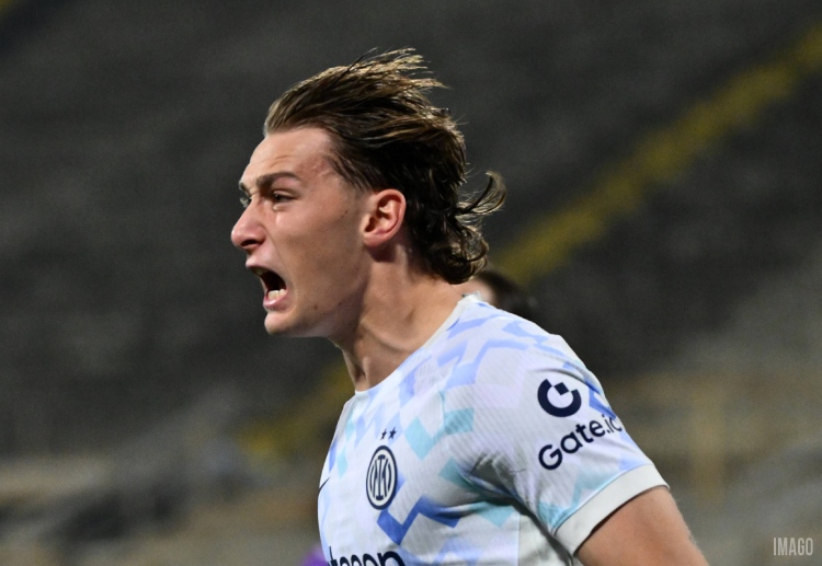 Francesco Pio Esposito tampil konsisten di Serie A musim ini