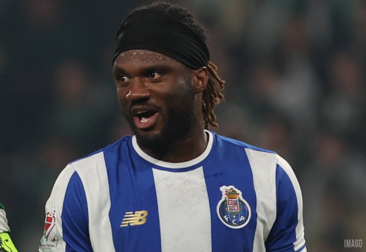 欧洲联赛 波尔图锋线继续由莫菲坐镇。