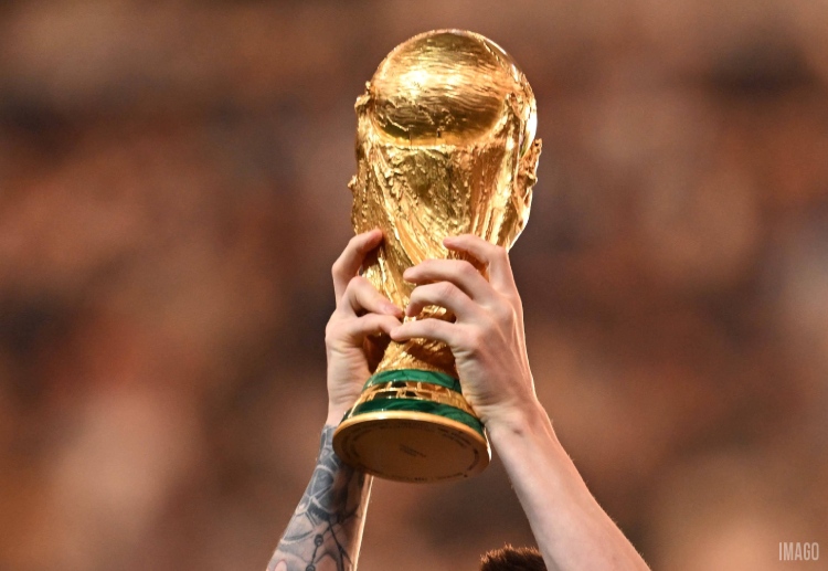 တူရကီ တိုက်စစ်မှူး ဟာကန် ရှူးကော ကတော့ ကမ္ဘာ့ဖလား သမိုင်းရဲ့ အမြန်ဆုံး ဂိုးသွင်းရှင် အဖြစ် စံချိန်တင်ထားသူ ဖြစ်ပါတယ်။